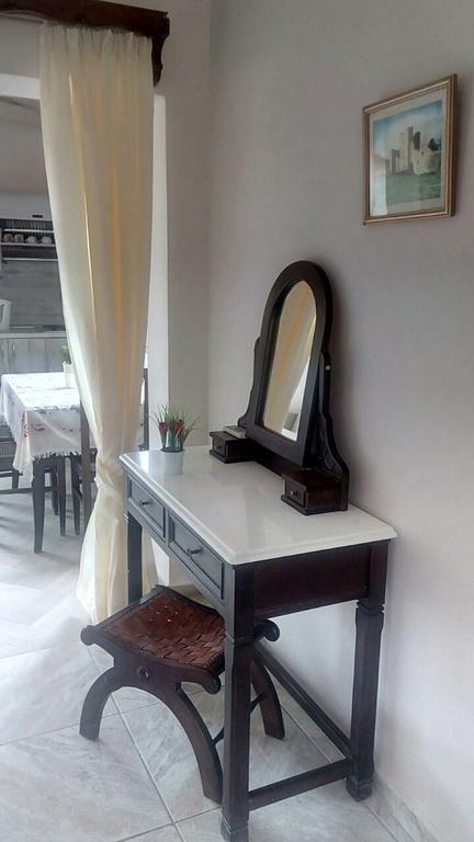 Eolos Apartments With Private Parking Agios Nikitas Exterior photo