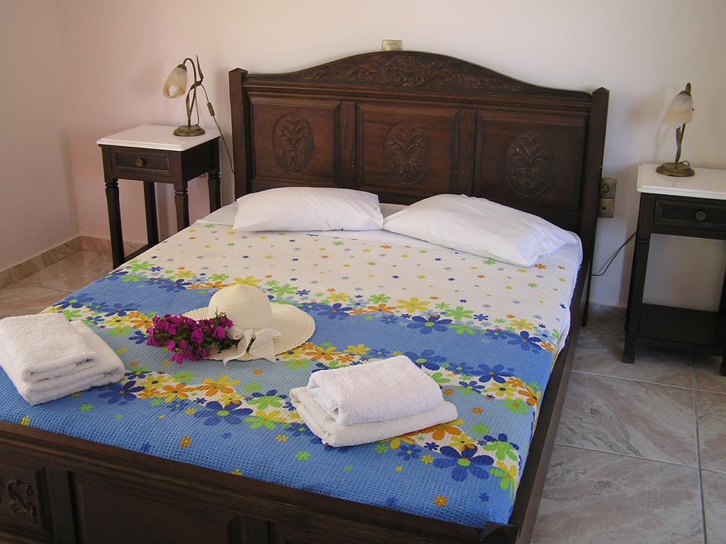 Eolos Apartments With Private Parking Agios Nikitas Exterior photo